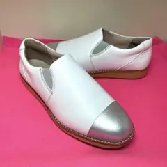 SPORTH 新品　本革　サイドゴア　 スリッポン　白銀　24cm EEE幅広