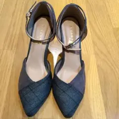 グレー スエード デニム ポインテッドトゥパンプス