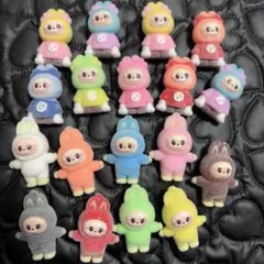 ラブブ ミニフィギュア チャーム まとめ売り１8個セット