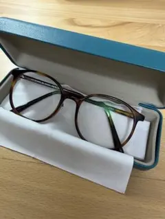 JINS 調光ブラウンフレーム メガネ ケース付き