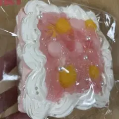 kikiスクイーズ　kikisquishy XLサイズ 桃　ミルフィーユ