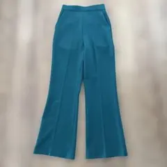 ストレッチカラーセミフレアパンツ エメラルドグリーン S