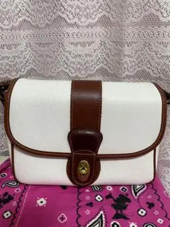 COACH レザーショルダーバッグ ホワイト/ブラウン オールドコーチ