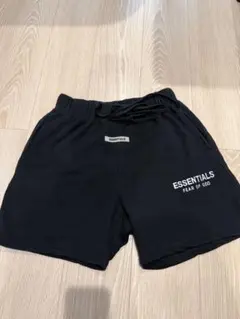 ESSENTIALS ハーフパンツ　黒のサムネイル
