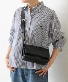 ☆ビアズリー　ミニレザーボディバッグ☆