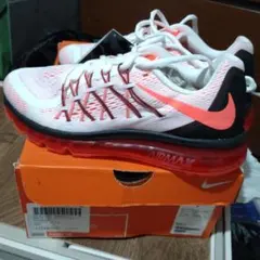 Nike Air Max ホワイト/ピンク/ブラック　再値下げしました！