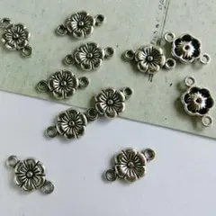 お花フラワー❁コネクター・金属メタルチャーム10個　梅・桜　PT250