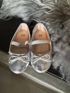 H&M シルバーバレエシューズ