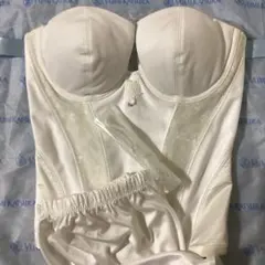 桂由美YUMI KATSURA ブライダルインナー上下セットC75 M匿名配送