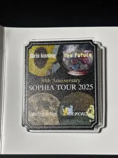 SOPHIA ピンバッジ