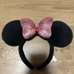 ミニーマウス　カチューシャ 黒　ピンク　スパンコール