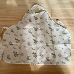 ベビー　キッズ　エプロン