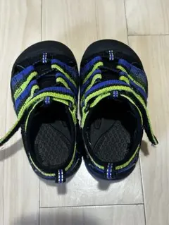 keen 12.5センチ　ニューポート　黒青緑　ベビー　サンダル　水陸用