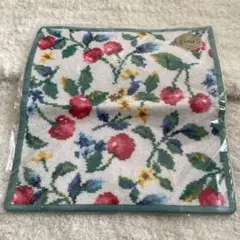 フェイラースウィングチェリーハンカチ　新品未使用