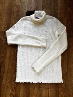 モヘア系ホワイト タートルネック セーター 新品