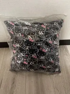 ハローキティ クッション お値下げ中。