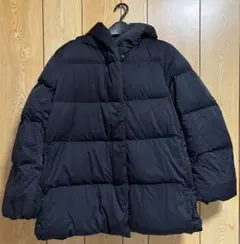 UNIQLO 黒 フード付き シームレスダウンジャケット レディース