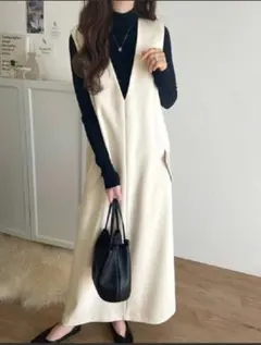 【美品】Vネックワンピースポケット付　アイボリー