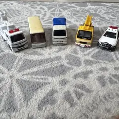 トミカ　人気車種5台まとめ売り　働く車　おもちゃ　男の子