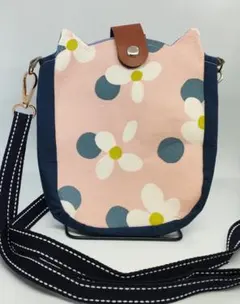 Item thumbnail for item 07913022-82f9-49f4-a026-beae3e8f38ec