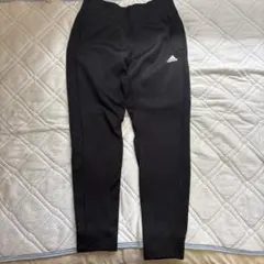 adidas スポーツウェア　パンツ　黒のサムネイル