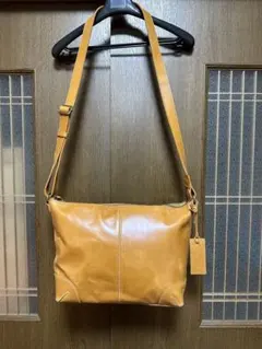 【未使用品　本革　日本製】アトランタ　ショルダーバッグ　レザー
