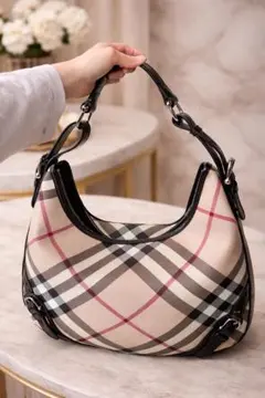 BURBERRY バーバリー メガチェック　ショルダーバッグ PVCレザー　新品