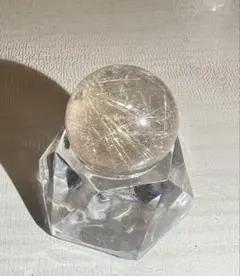 ReZARDルチルクォーツ スフィア 針水晶 球 およそ24mm 台座付き - メルカリ