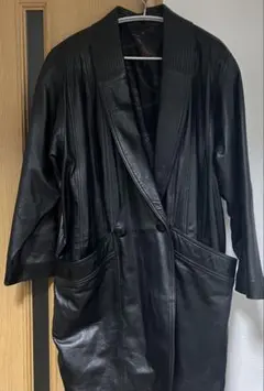 ブラックレザーコートのサムネイル