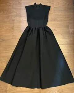 【美品】CELFORD コルセットデザインニットワンピース(ブラック)