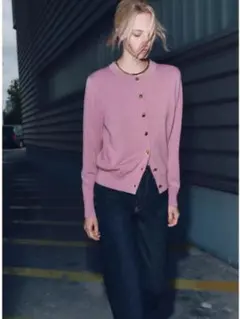 ◆お値下げ◆ZARA ザラ プレーンニット　ゴールドボタン　カーディガンL