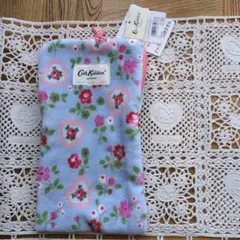 Cath Kidston 花柄ファスナー付きポーチのサムネイル