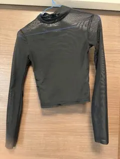 URBAN OUTFITTERS シアー 長袖 トップス ブラックのサムネイル