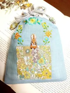 【No.355】ウサギの刺繍巾着袋