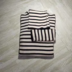 UNIQLO ボーダー柄 　エクストラファインメリノ　リブニット 長袖M