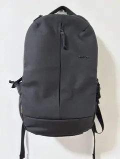 ［訳あり］Incase バックパック ブラック