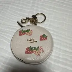 今月末までの限定お値下げ(^^) coach イチゴプリント コインケース