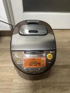 TIGER タイガー IH炊飯ジャー JKT-J100 5.5合炊 2018年製