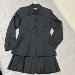 ダークグレー スカートスーツ Mのサムネイル