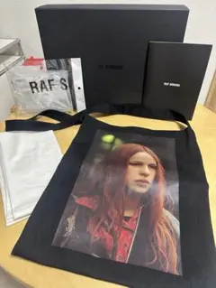 RAF SIMONS 19AW Christiane F. トートバッグのサムネイル