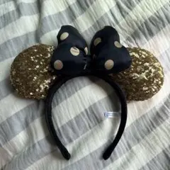 ディズニー　カチューシャ ゴールド　スパンコール　ドット