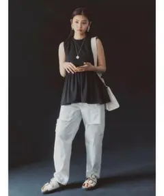 Mila Owen ワイドテーパードカットアウトデニムパンツ　ホワイト 0