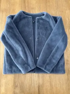 ユニクロ　グレー フリースジャケット ボタン付き