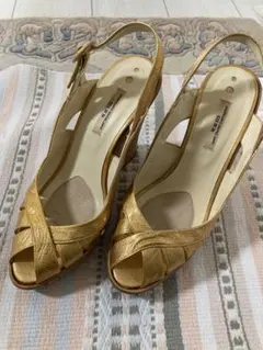 セブントゥーエルブサーティーサントロペ　サンダル　24㎝