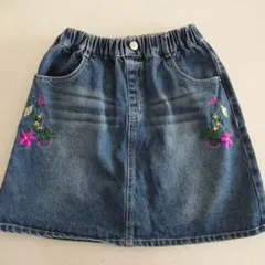 デニムスカート 140サイズ　花の刺繍 ウエストゴム
