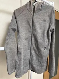 The North Face フルジップフード付きパーカー グレー