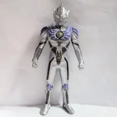 ウルトラヒーローシリーズ39　ウルトラマンレジェンド　2000年版　ソフビ　美品