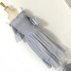 TITTY&CO. オフショル シャーリング ワンピース 乃木坂 坂道系 Qのサムネイル