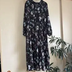 フリーズマート　オケージョンワンピース美品