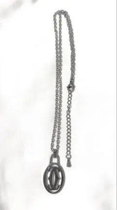 Cartier ロゴチャーム ネックレス シルバーカラーのサムネイル